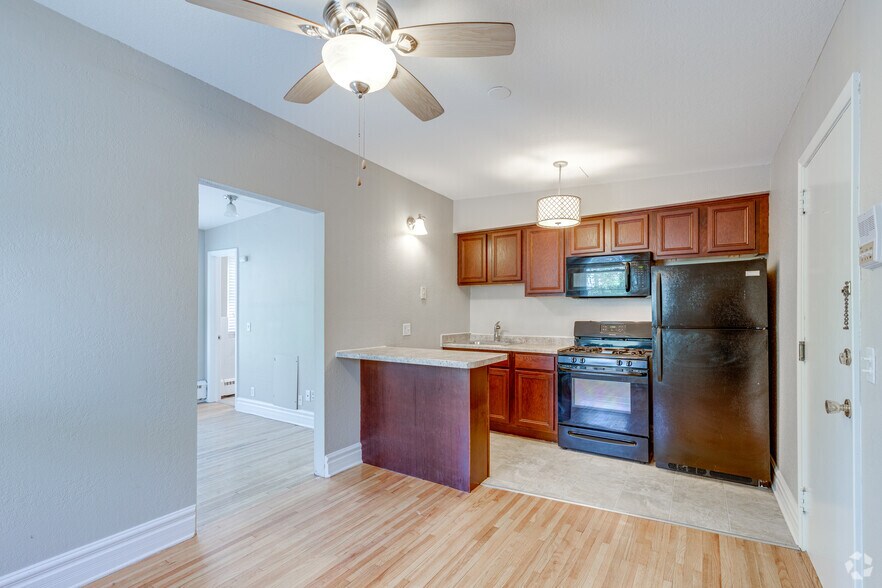 Oak Grove Downtown Apartments 116 Oak Grove St Minneapolis MN 55403