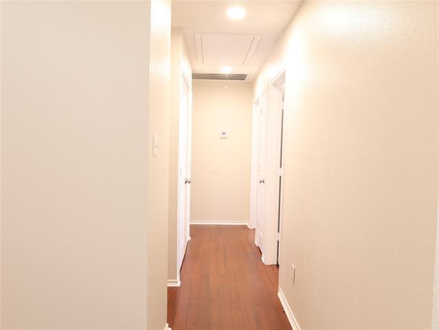 Building Photo - 9805 Carmel Valley Dr