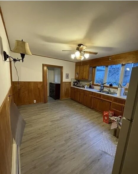 Building Photo - 161 Otis St