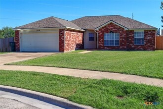Building Photo - 3218 Rampart Loop