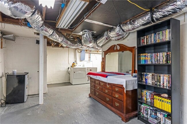 Building Photo - 1403 Lavista Rd NE