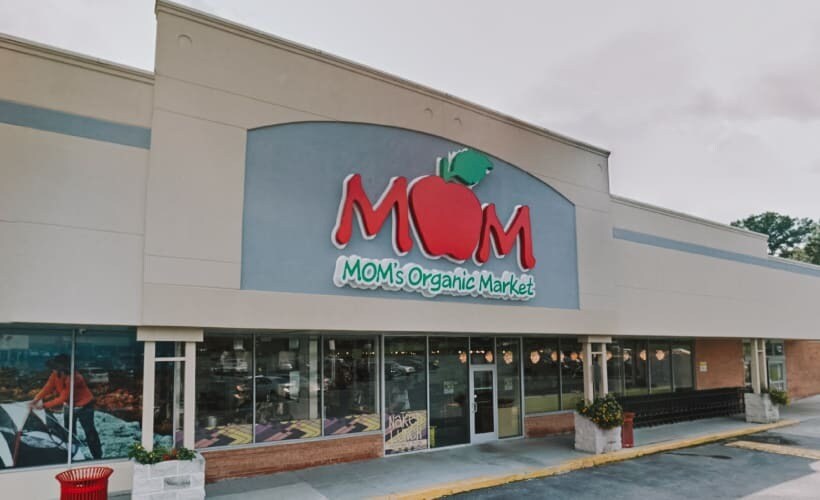 Mom's Organic Market 3 blocks away - 9718 48th Pl