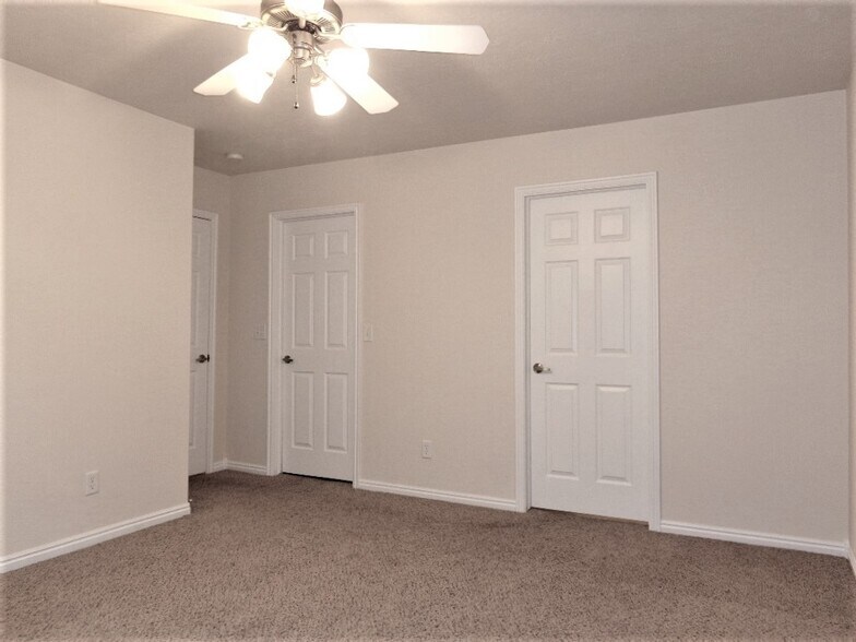 Building Photo - 196 Sam Gates Rd