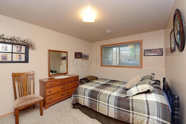 Building Photo - 2565 Amber Valley Ct