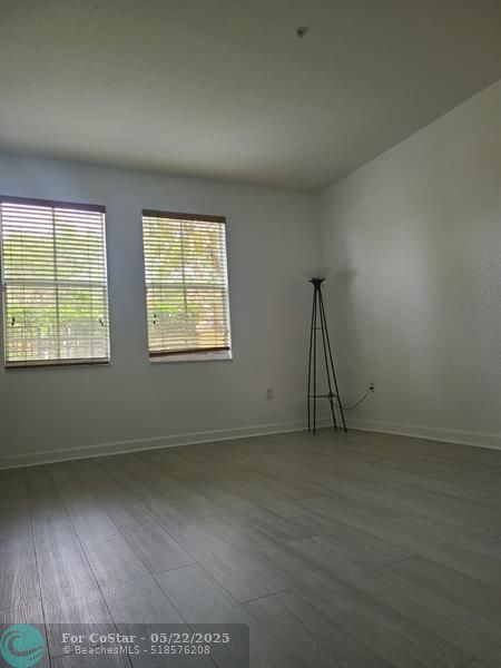 Building Photo - 2659 Carambola Cir N