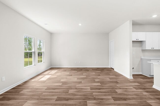 Building Photo - 1039 Harbor Dr