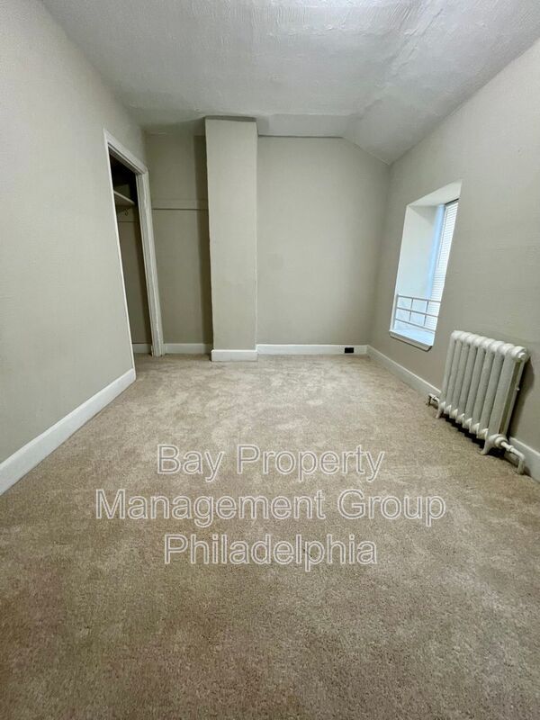 Building Photo - 613 Walnut St