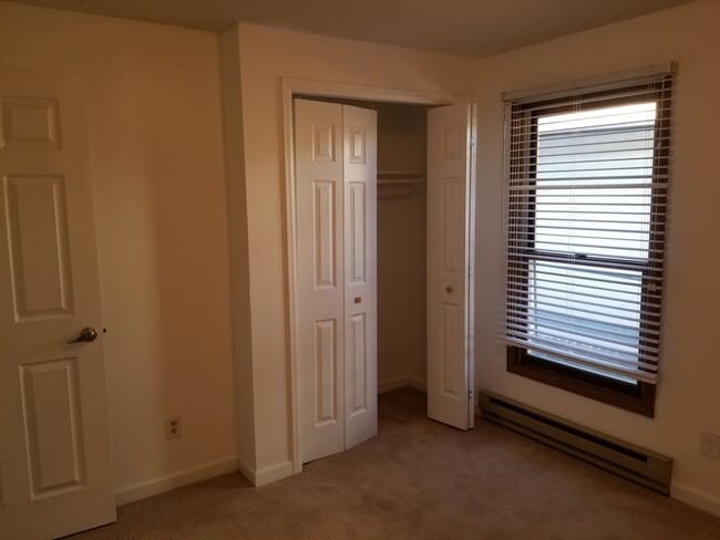 Building Photo - 2836 Troxell Ave
