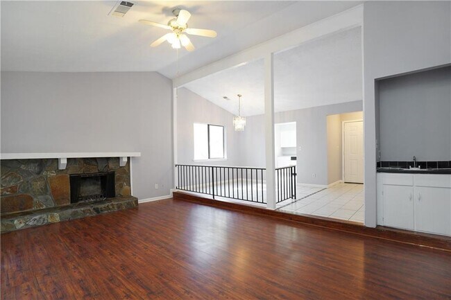 Building Photo - 2455 Landington Way NW