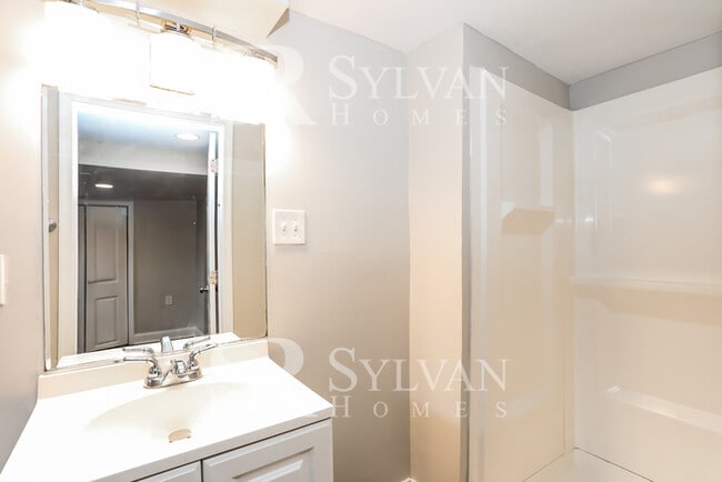 Building Photo - At Last, This Is What You Have Been Searching For!