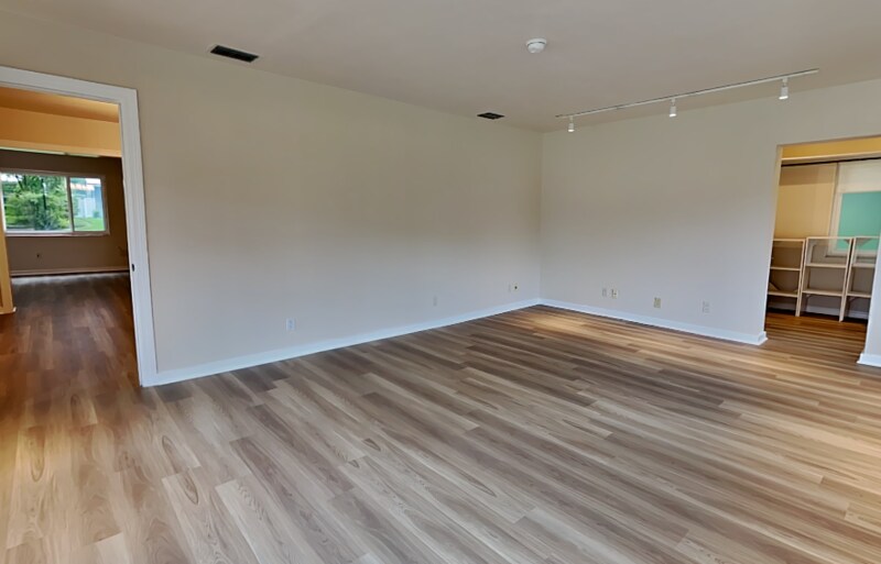 Building Photo - 1112 Chichester St