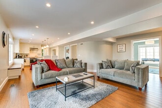 Building Photo - 408 Owen Ct