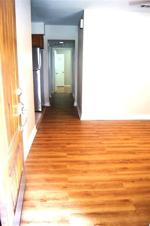 Building Photo - 3515 Castledale Dr