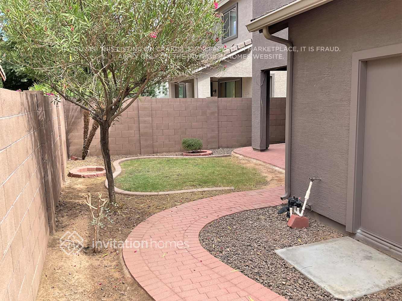 Building Photo - 18854 E Swan Dr