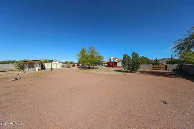 Building Photo - 8531 W Pinnacle Peak Rd
