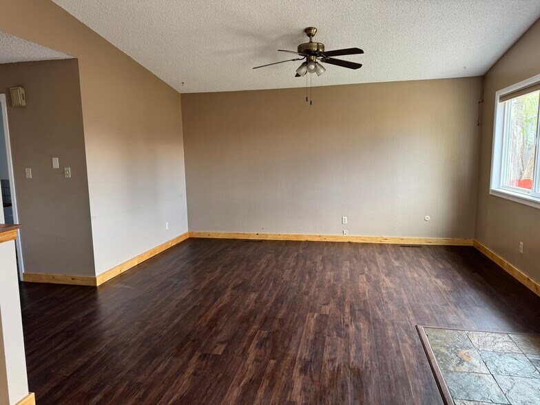 Building Photo - 3005 Swing Station Way