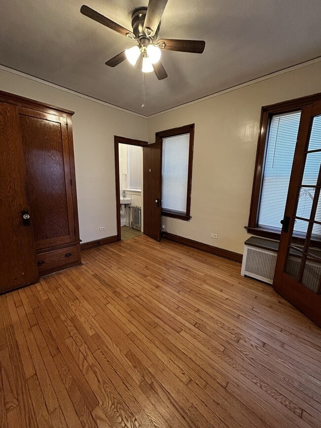 Building Photo - 1740 W Garfield Blvd