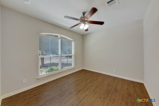 Building Photo - 116 Encina Cove