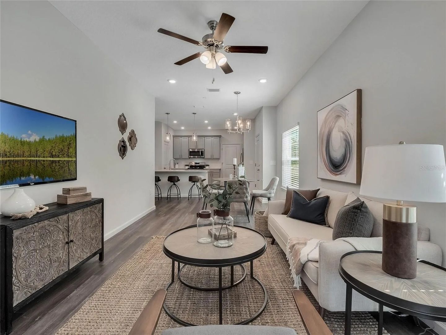 Building Photo - 2964 Oak Park Way