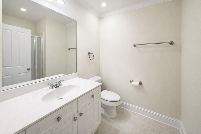 Building Photo - Gated Johns Creek End-Unit Townhome | 3BR / 3.5BA | Minutes to Avalon & GA-400