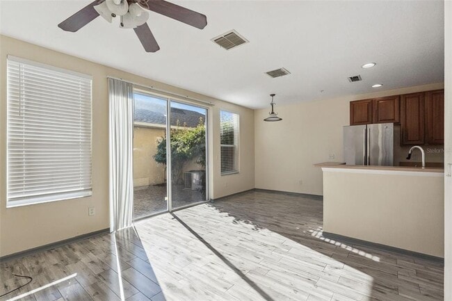 Building Photo - 6215 S Chickasaw Trail