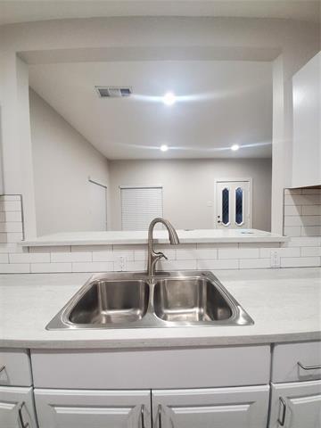 Building Photo - 1017 E Humbolt St