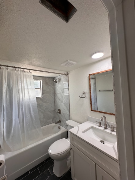 Building Photo - 224 Pleasant Grove Rd