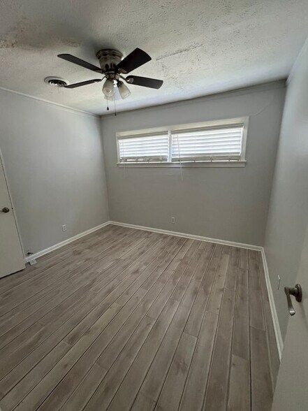 Building Photo - 7326 Cameo St