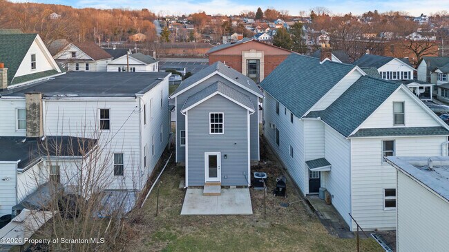 Building Photo - 302 Delaware Ave