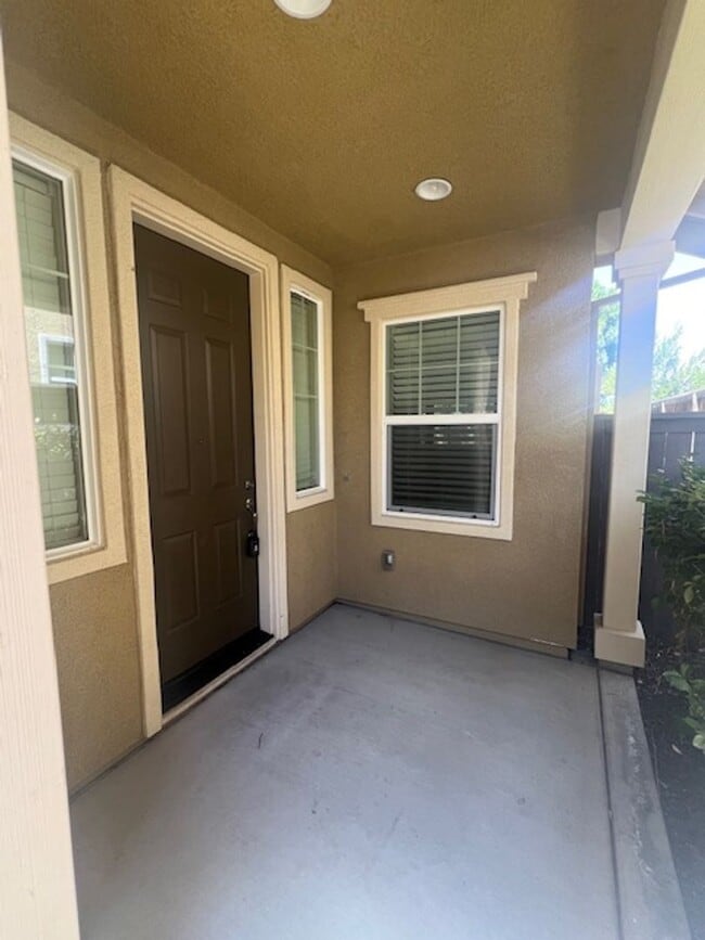 Building Photo - Rare Find! Solar Home in Whitney Ranch wit...