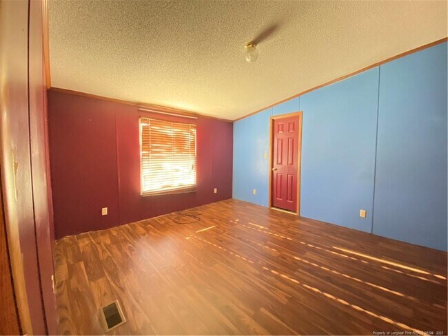 Building Photo - 217 Longhill Dr
