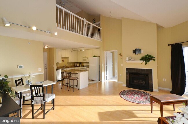 Living Area - 9486 Virginia Center Blvd