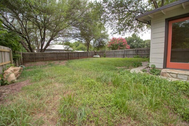 Building Photo - 1608 Boyd Ln