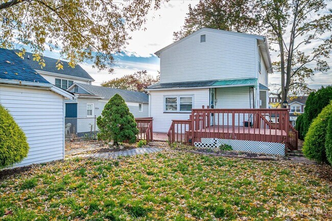 Building Photo - 98 Trieste St