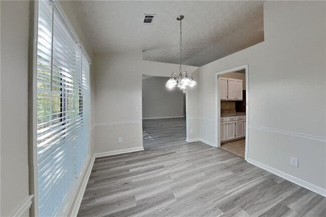 Building Photo - 3472 Erin Glen NW