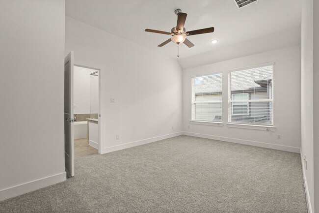 Building Photo - 9414 Spring Rain Dr