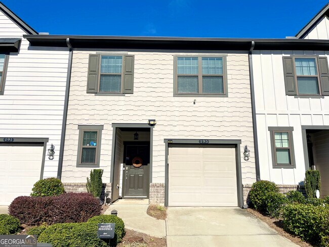 Primary Photo - 195 Mountain Rest Ct SE