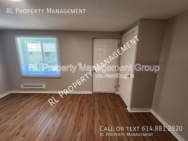 Building Photo - 65 W Moler St