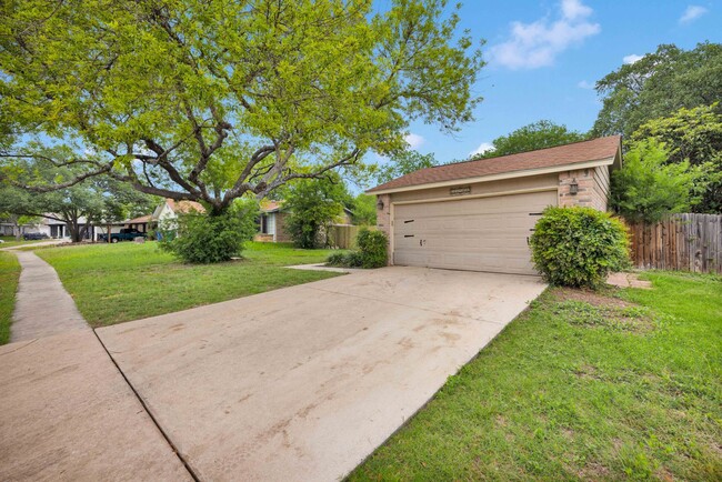 Building Photo - Beautiful one story home near Sea World fo...