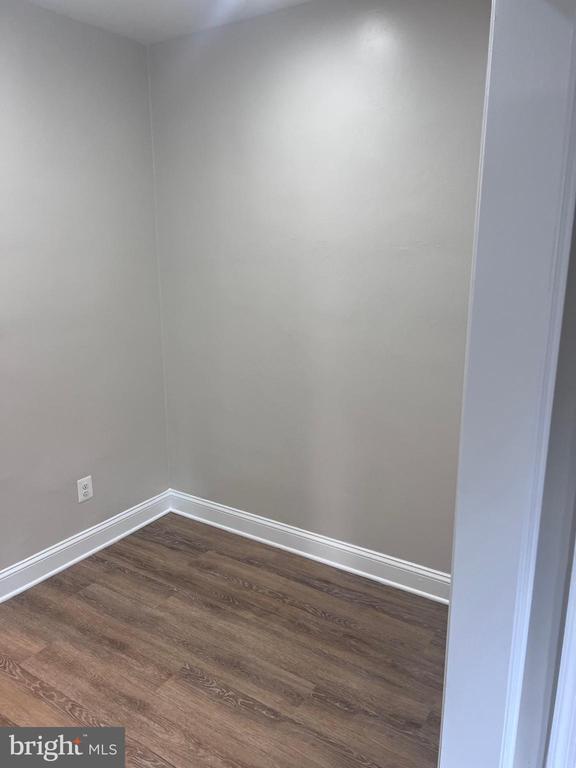 Building Photo - 8611 Flower Ave