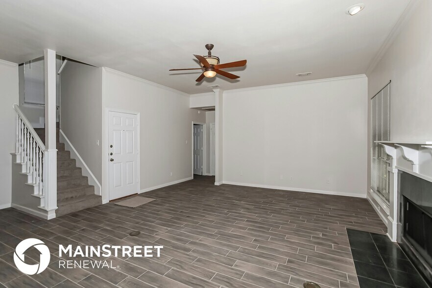 Building Photo - 1408 FoxHollow