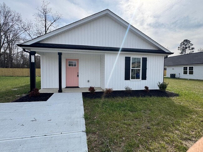 Building Photo - 512 Crump St