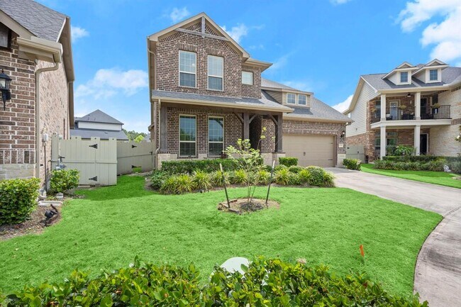 Building Photo - 10054 Black Maple Dr