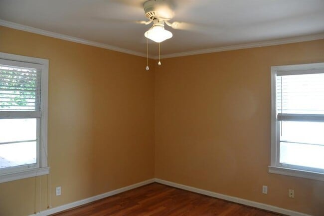 Building Photo - 1278 Fairhill Ln NE