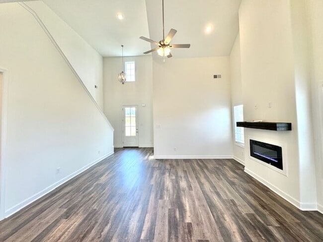 Building Photo - Now Leasing 4br/2.5 bath- Somerville- New Construction