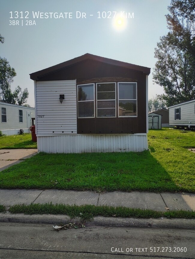 Primary Photo - 1312 Westgate Dr