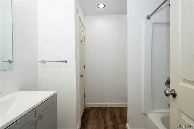 Building Photo - 2335 Main St