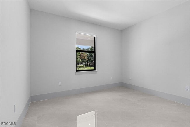 Building Photo - 2378 Hunter Blvd