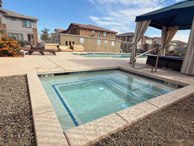 Building Photo - 4100 S Pinelake Way