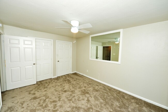 Building Photo - Community Clubhouse, exercise room & pool!